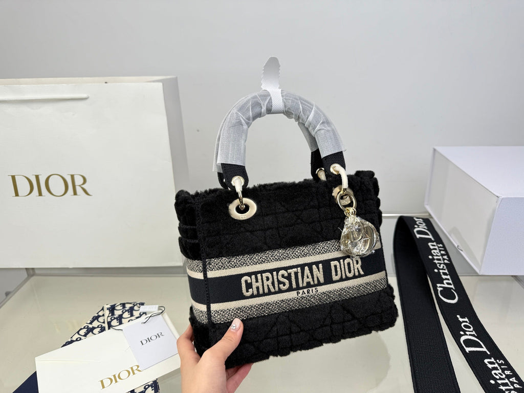Serenityll™ 181941 Luxury Bags 24*20cm