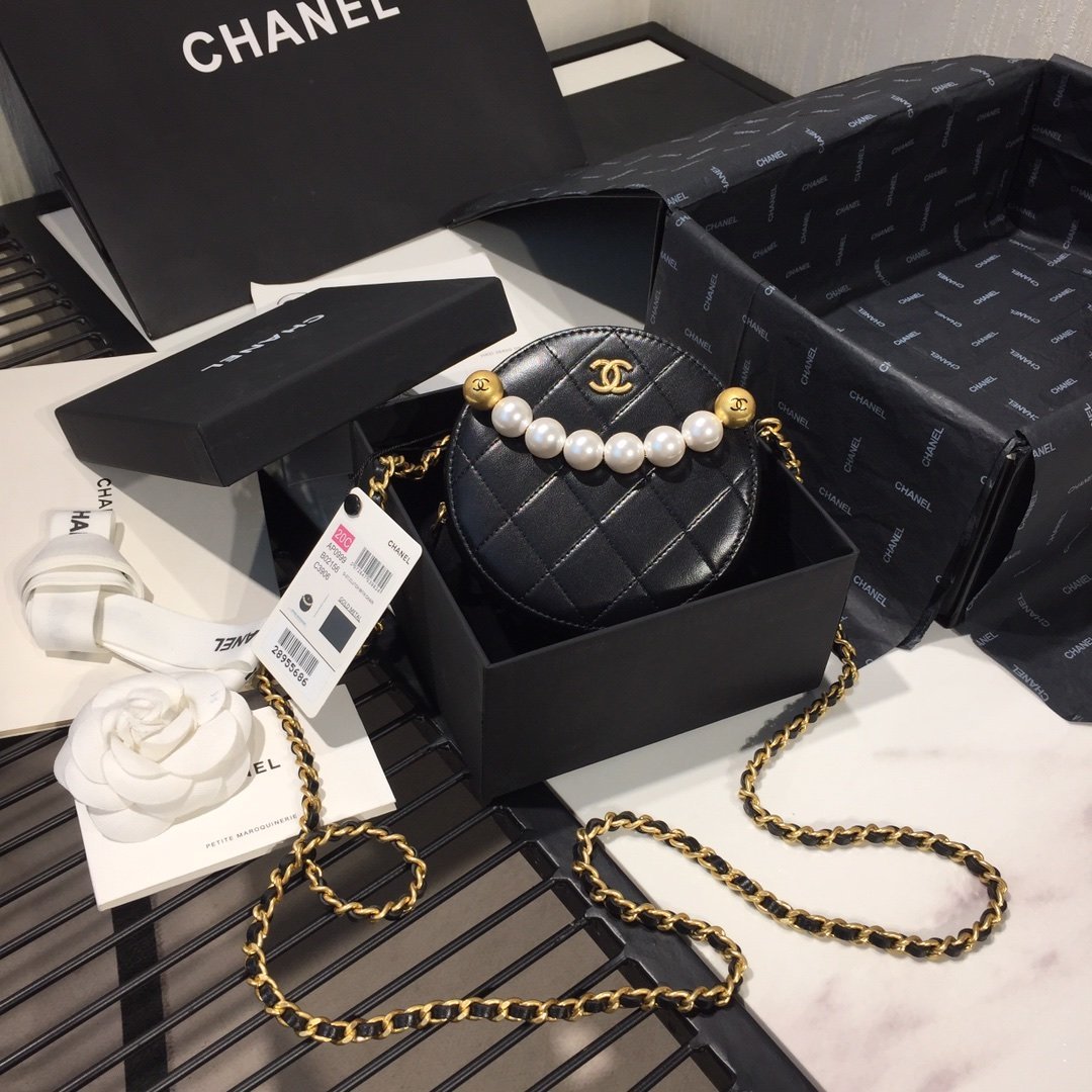 Chanel Pearl Round Clutch with Chain